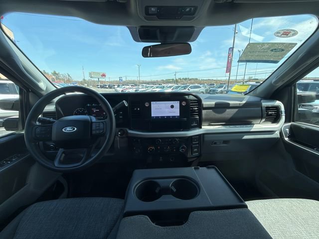 Certified 2025 Ford F250 XLT w/ Snow Plow Prep Package AWD/4WD image 16