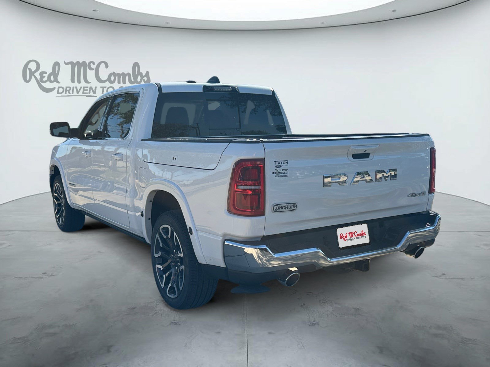 Used 2025 RAM 1500 Limited AWD/4WD image 7