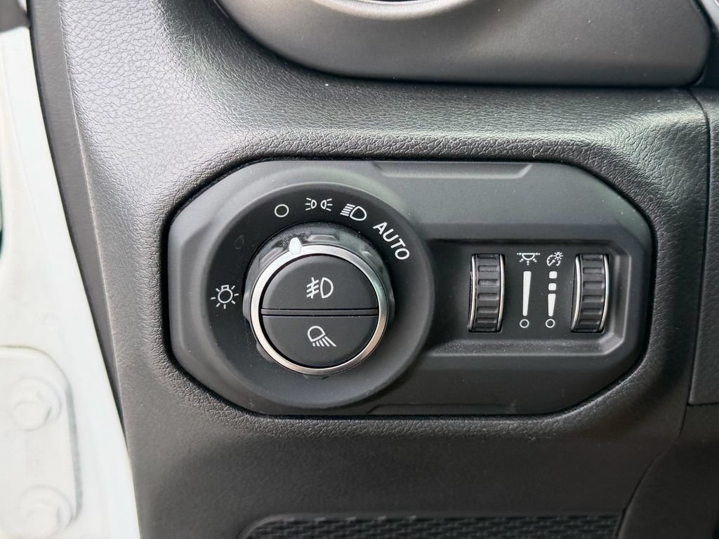 Used 2022 Jeep Gladiator Sport AWD/4WD image 27