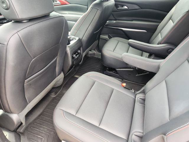 Used 2025 Chevrolet Traverse Z71 w/ Driver Confidence Package AWD/4WD image 29