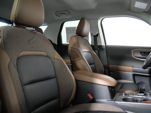 Certified 2025 Ford Bronco Sport Outer Banks w/ Outer Banks Tech Package+ AWD/4WD image 12