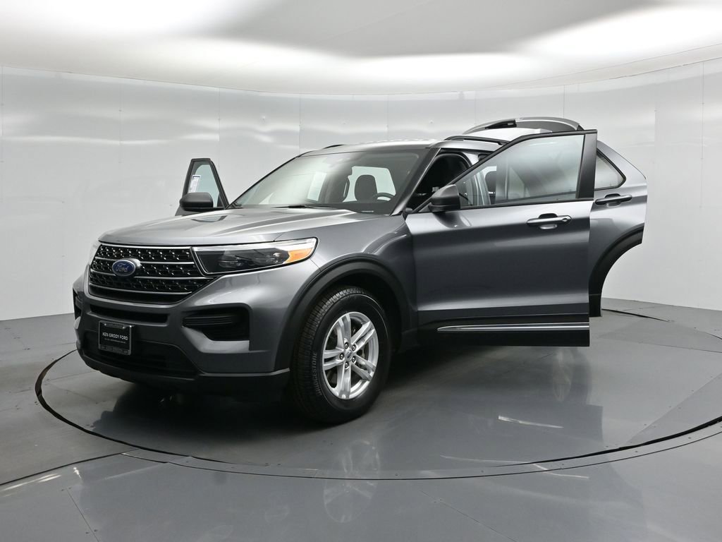 Certified 2022 Ford Explorer XLT image 34