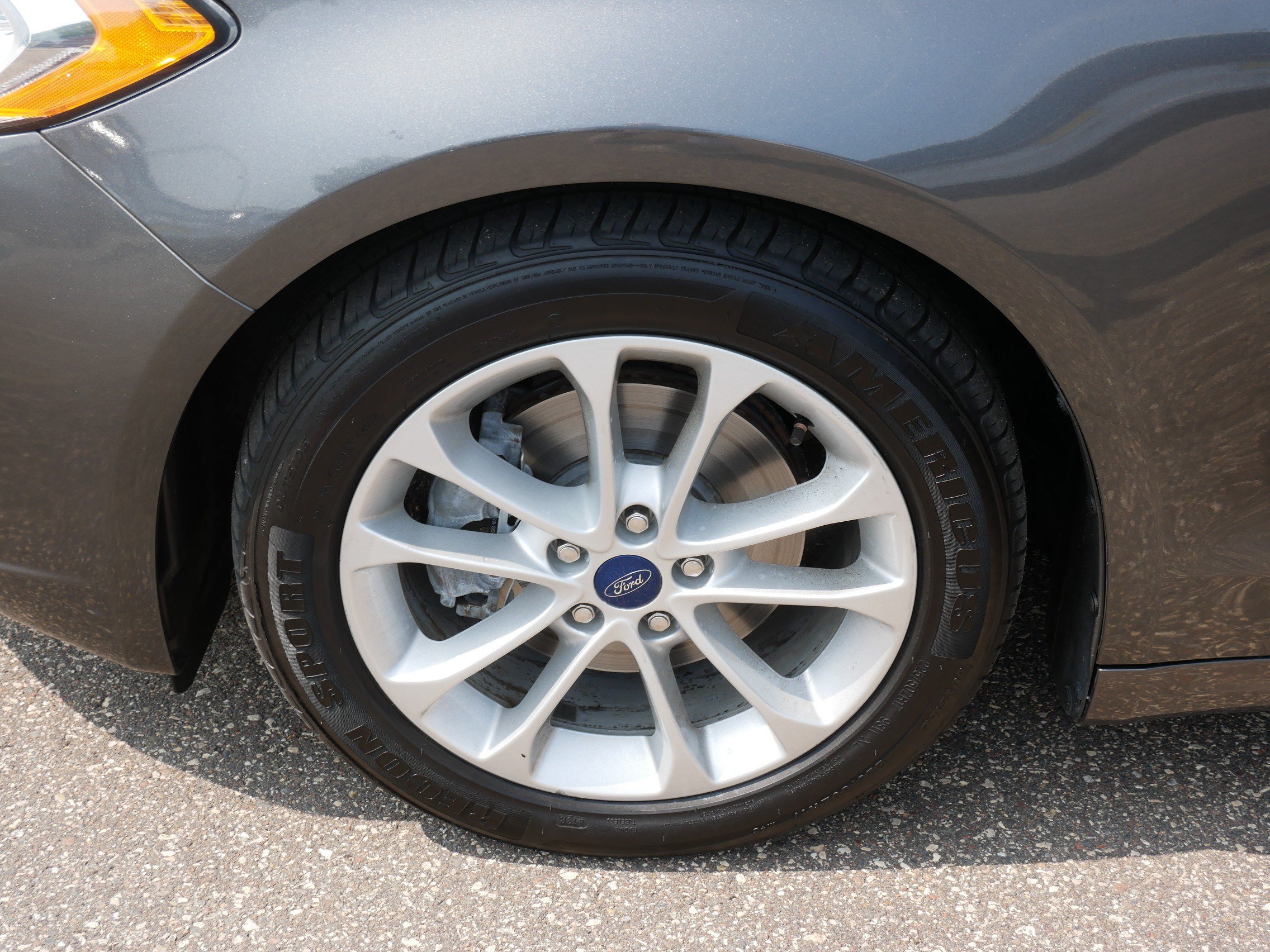 Certified 2019 Ford Fusion SE FWD image 15
