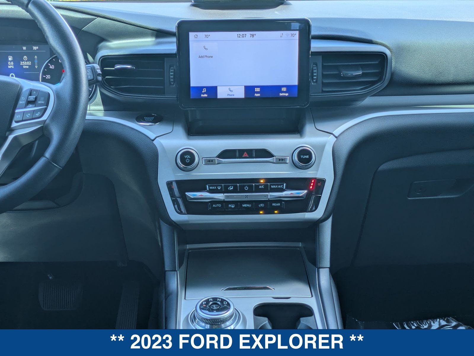 Certified 2023 Ford Explorer XLT RWD image 21