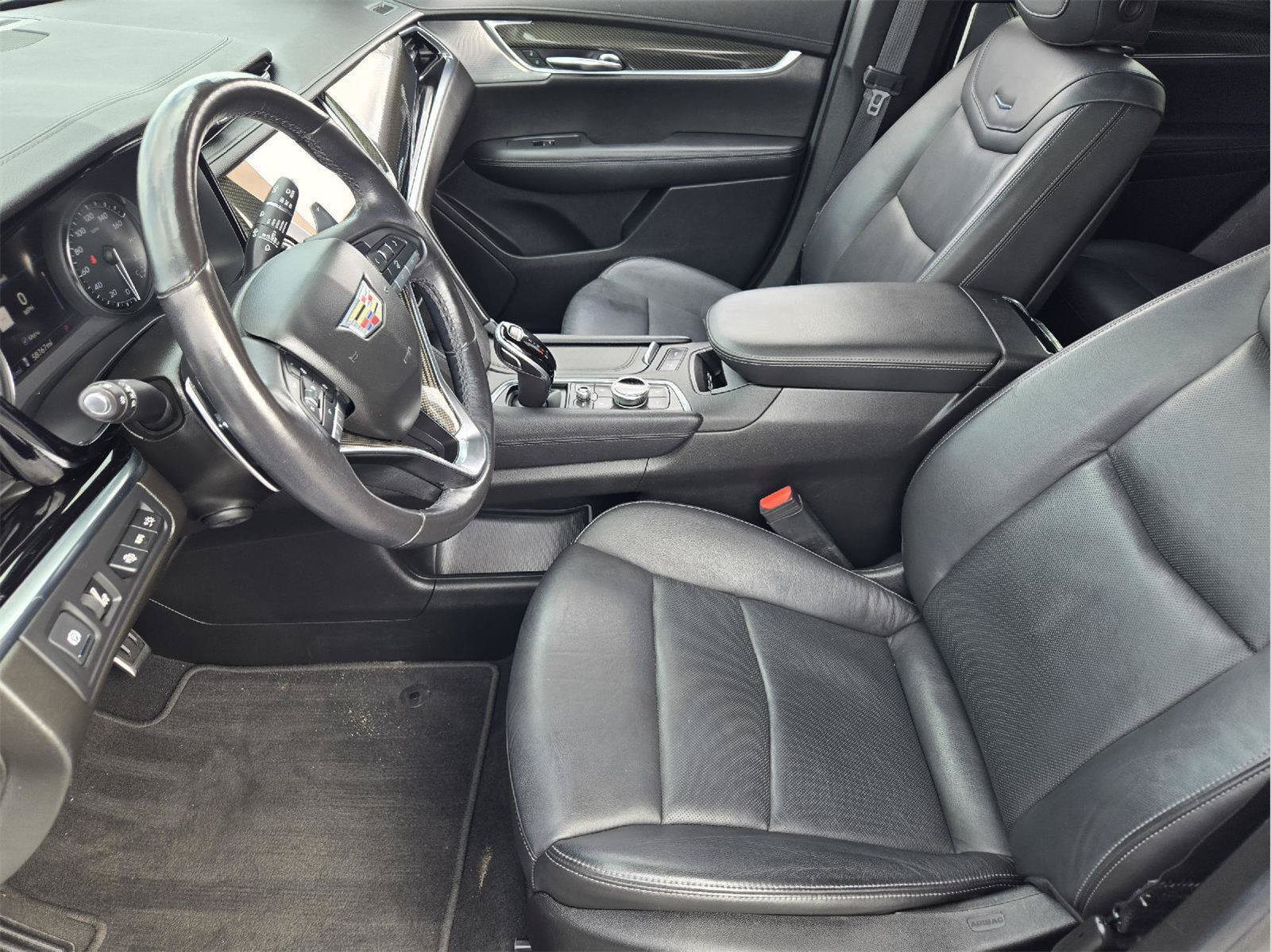 Used 2020 Cadillac XT6 Sport AWD/4WD image 12