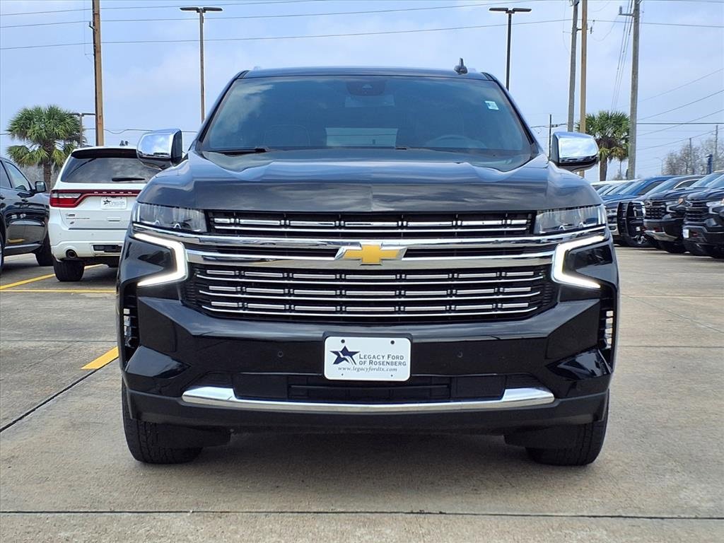 Used 2024 Chevrolet Suburban Premier image 3