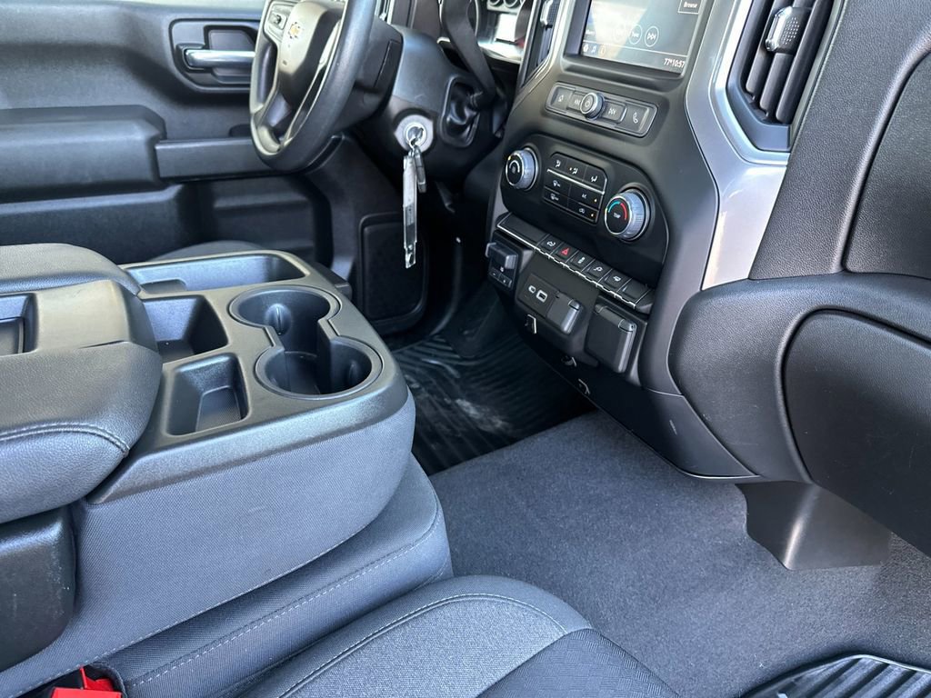 Used 2022 Chevrolet Silverado 2500 Custom w/ Custom Convenience Package image 15