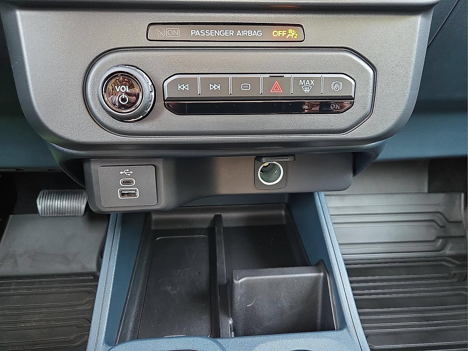 Certified 2026 Ford Maverick XL FWD image 16