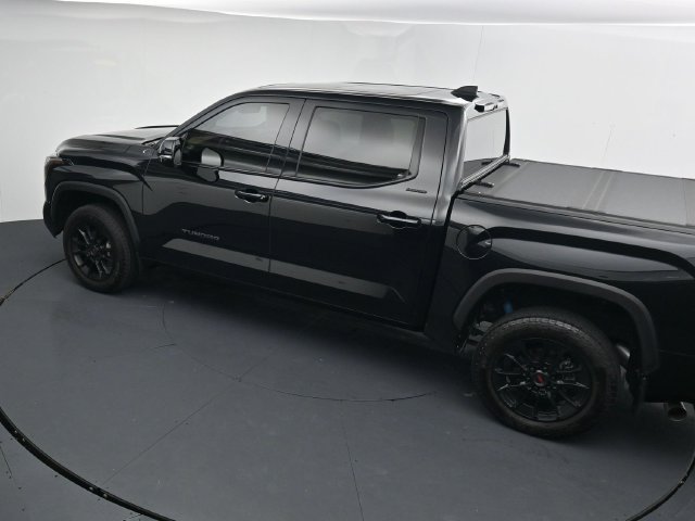 Used 2025 Toyota Tundra Limited w/ TRD Off-Road Package AWD/4WD image 34