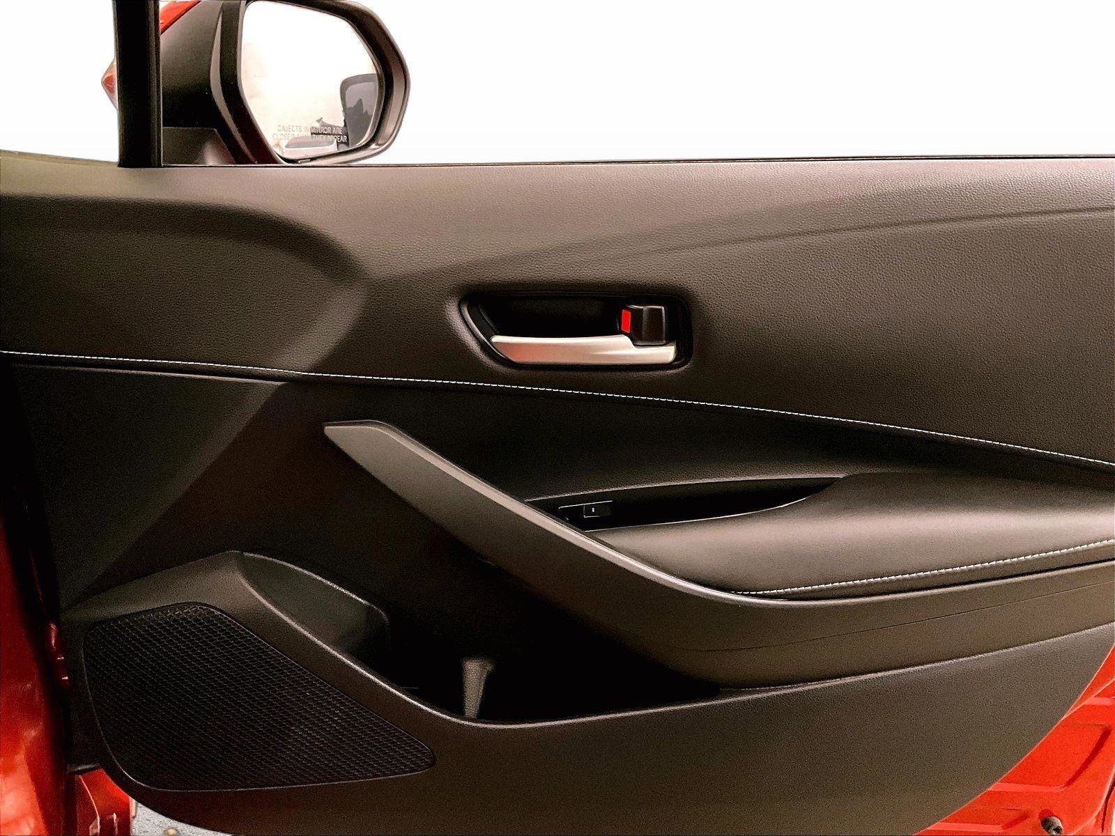 Used 2019 Toyota Corolla SE FWD image 23