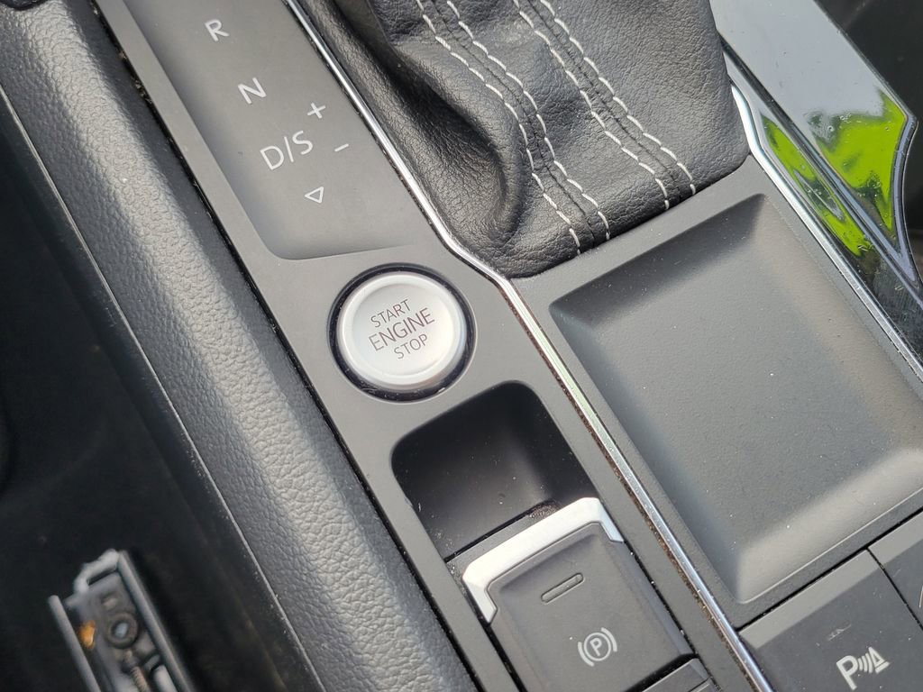 Used 2022 Volkswagen Atlas SE w/ Black Wheel Package image 29