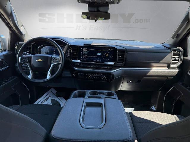 Used 2026 Chevrolet Silverado 1500 LT AWD/4WD image 3