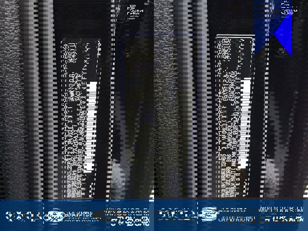 Used 2020 Volvo XC40 T5 Momentum w/ Protection Package Premier image 26