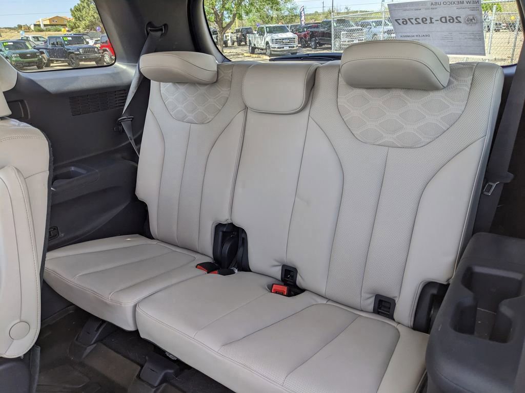 Used 2022 Hyundai Palisade Calligraphy AWD/4WD image 17