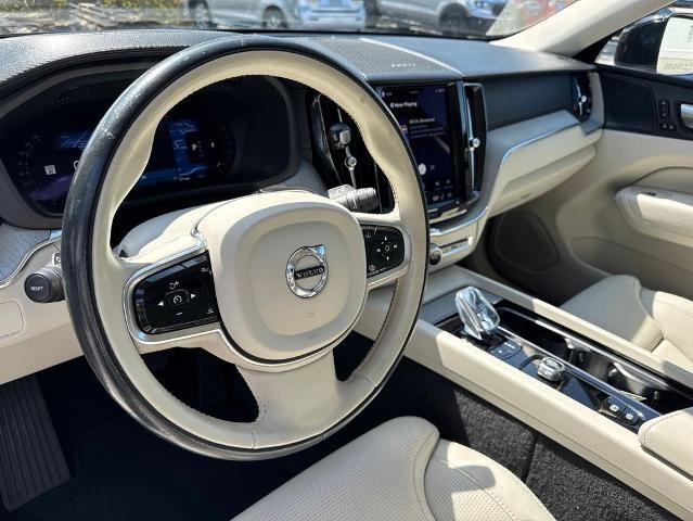 Used 2023 Volvo XC60 B5 Ultimate w/ Climate Package AWD/4WD image 9