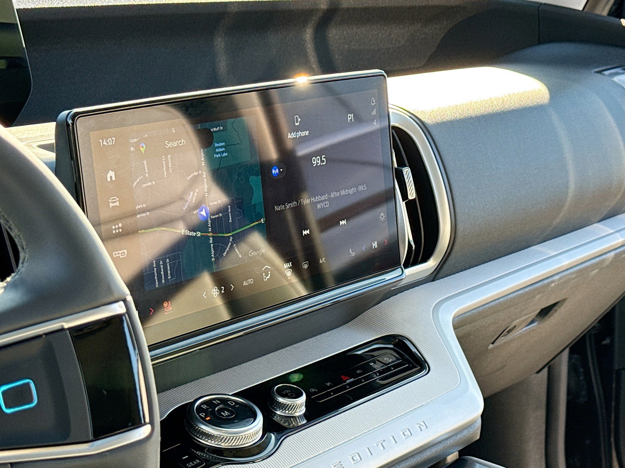 Certified 2025 Ford Expedition Active image 14