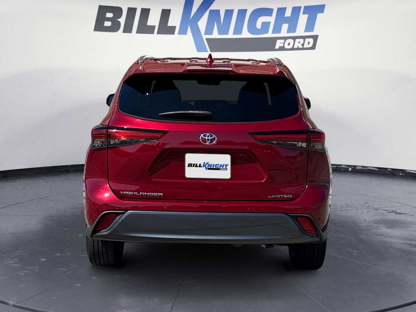 Used 2021 Toyota Highlander Limited FWD image 4