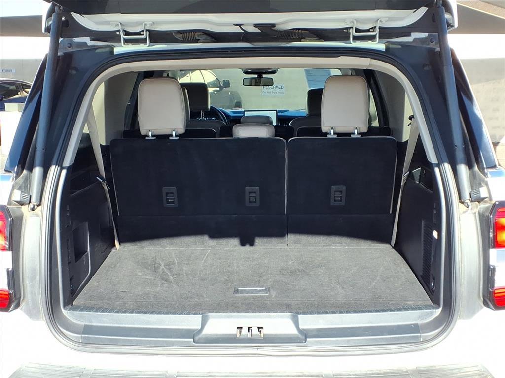 Certified 2024 Ford Expedition Max XLT image 17