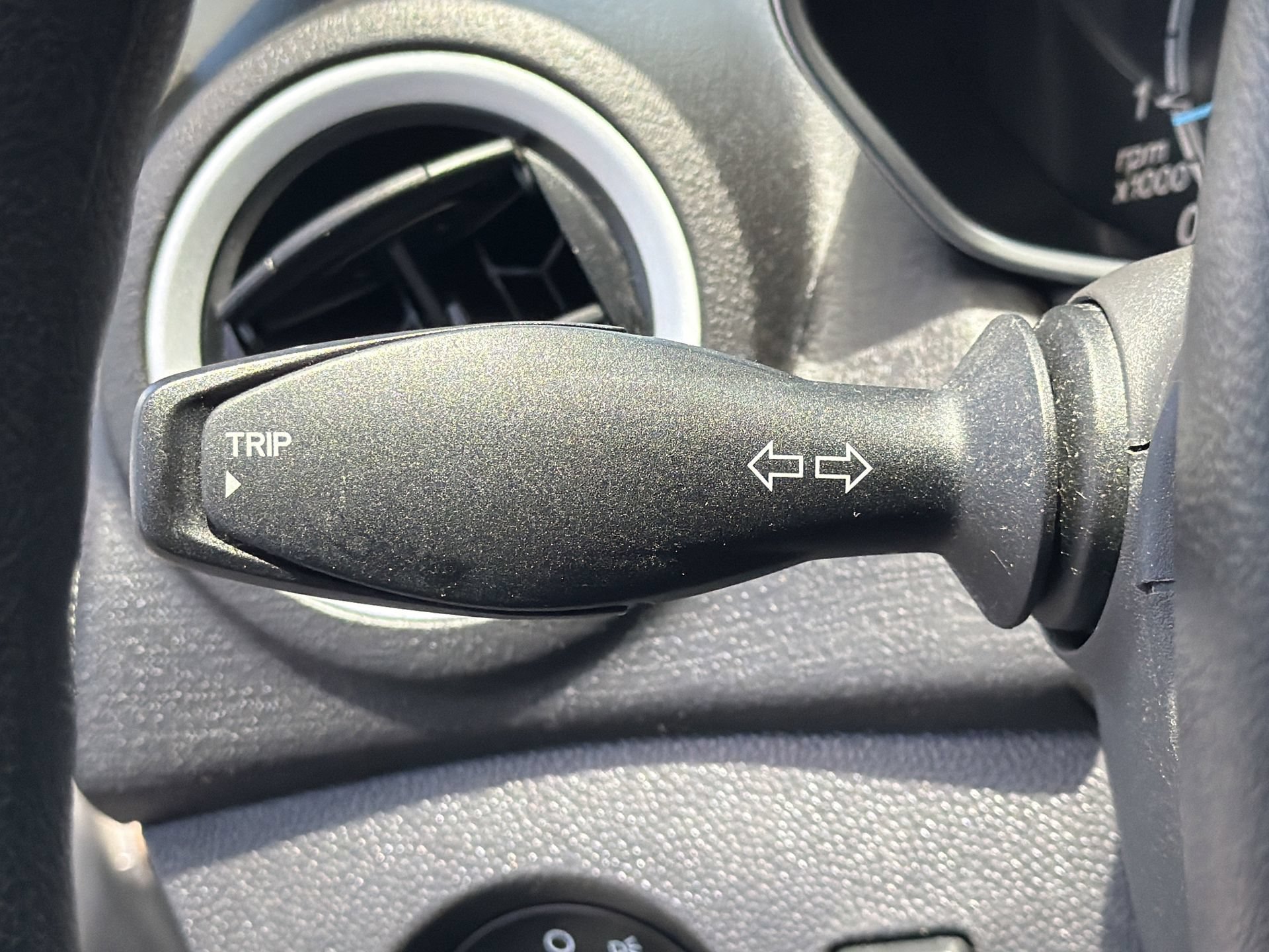Certified 2018 Ford Fiesta SE FWD image 12