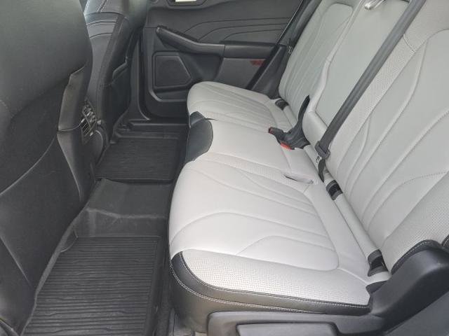 Certified 2025 Ford Escape SE w/ PHEV Premium Package FWD image 10