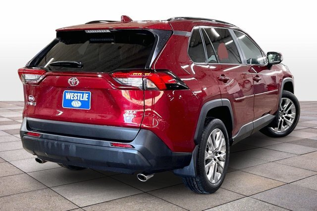 Used 2025 Toyota RAV4 XLE Premium w/ Weather Package AWD/4WD image 6