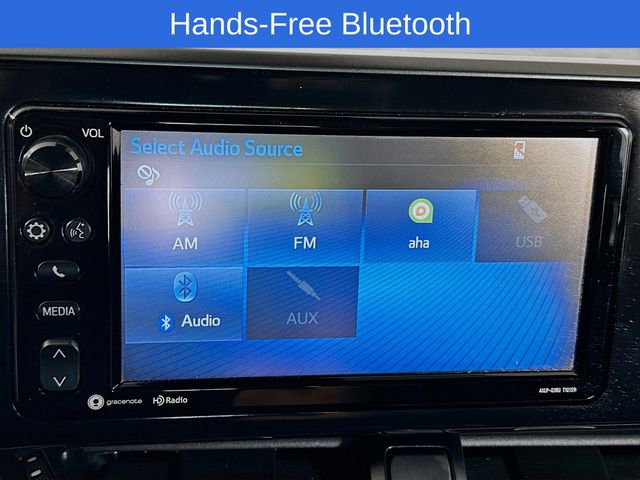Used 2018 Toyota C-HR XLE FWD image 13