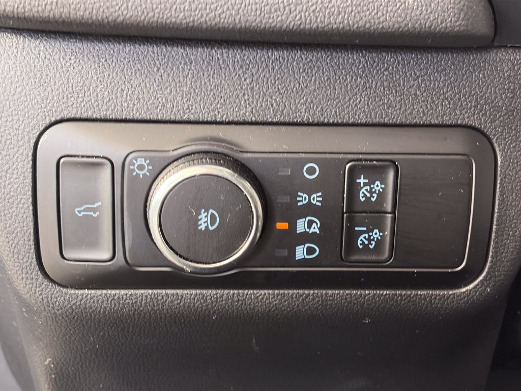 Certified 2025 Ford Escape ST-Line Select AWD/4WD image 22