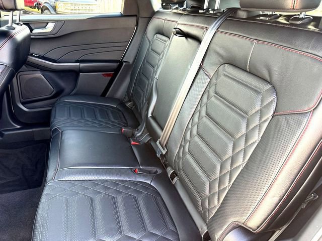 Certified 2024 Ford Escape ST-Line Elite w/ Premium Technology Package image 23