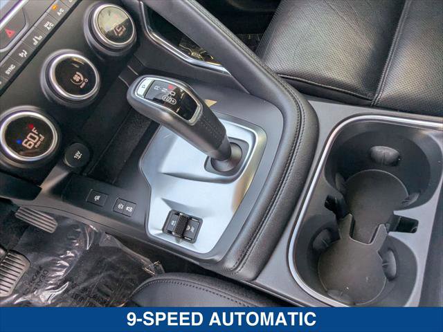 Used 2020 Jaguar E-PACE AWD/4WD image 19