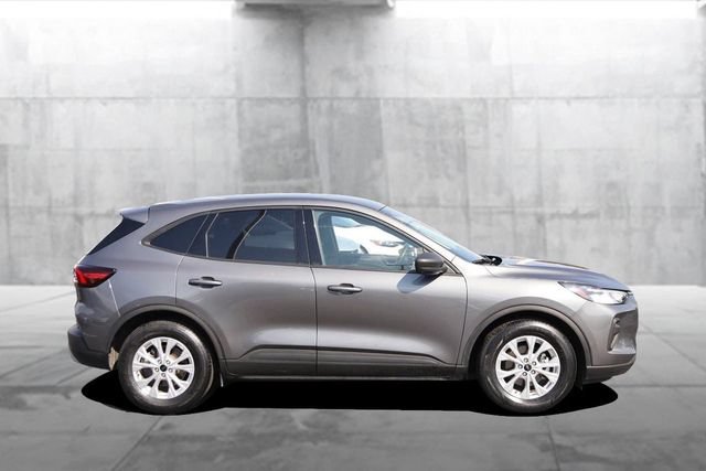 Certified 2025 Ford Escape Active FWD image 5