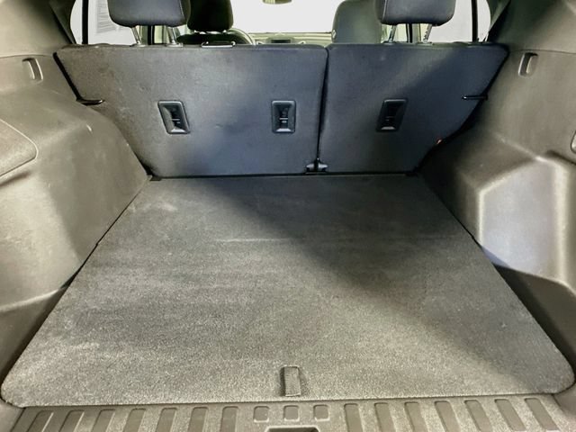 Used 2024 Chevrolet Equinox LT w/ LPO, Floor Liner Package FWD image 34