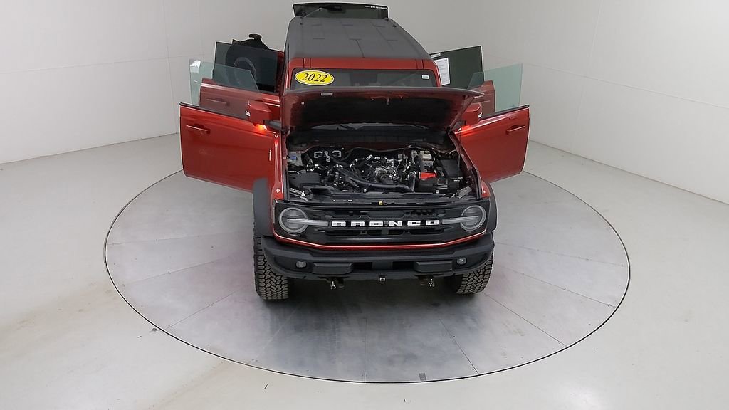 Certified 2022 Ford Bronco Outer Banks w/ Sasquatch Package AWD/4WD image 45