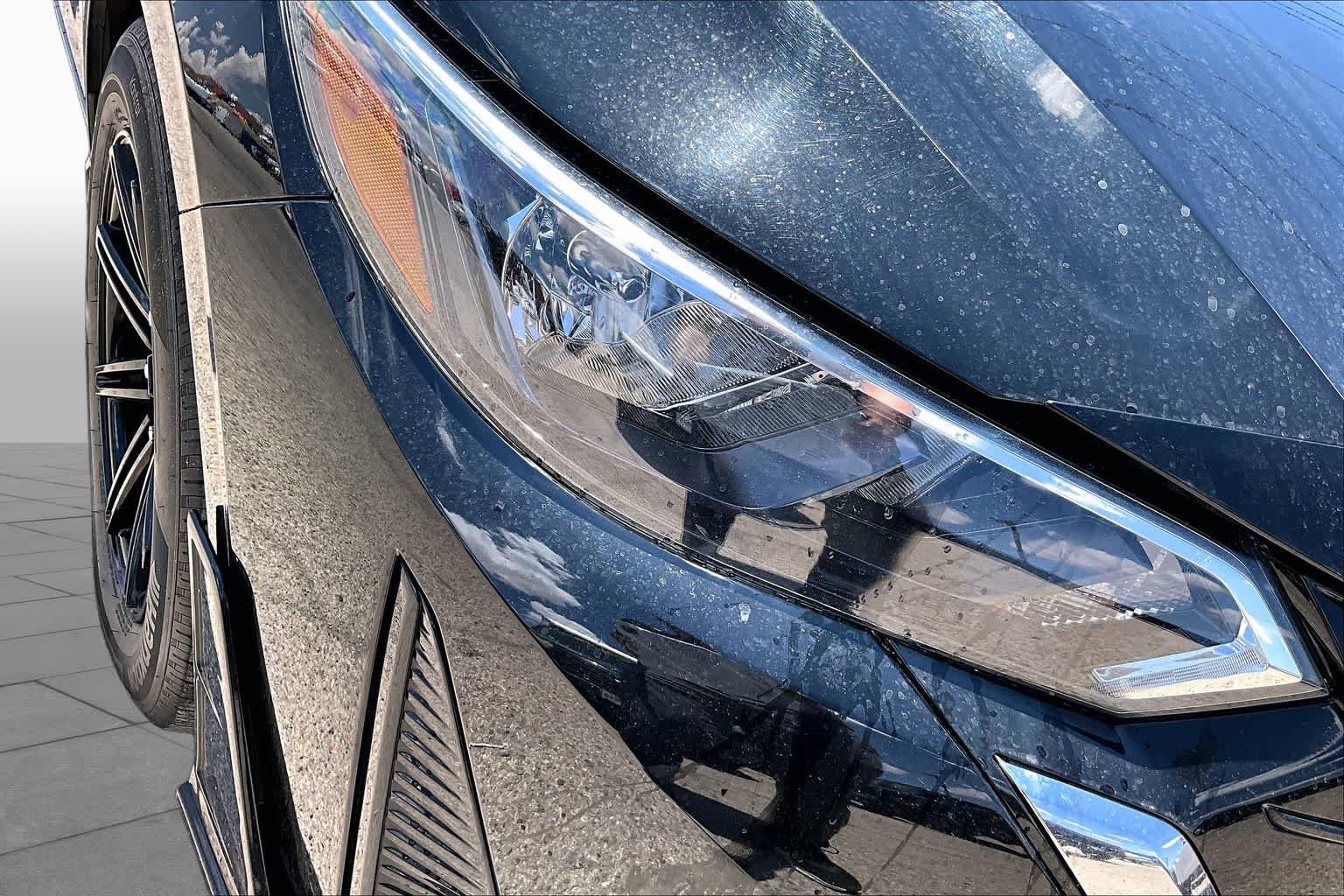 Used 2024 Nissan Sentra SV FWD image 27