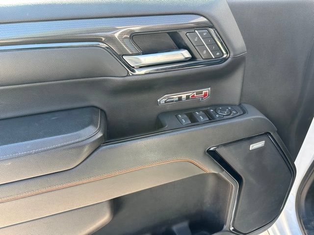Used 2024 GMC Sierra 1500 AT4 w/ Technology Package AWD/4WD image 14