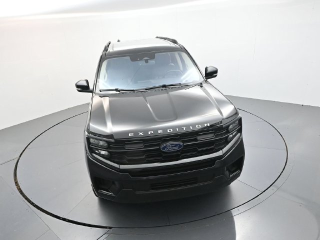 Certified 2025 Ford Expedition Active AWD/4WD image 39