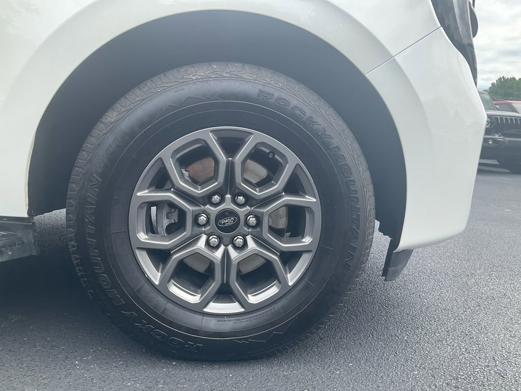 Certified 2025 Ford Expedition Active RWD image 10