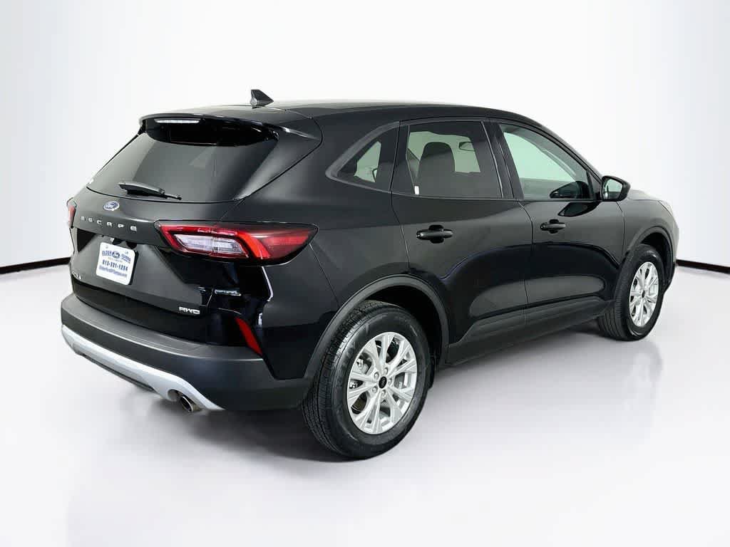 Certified 2025 Ford Escape Active AWD/4WD image 25