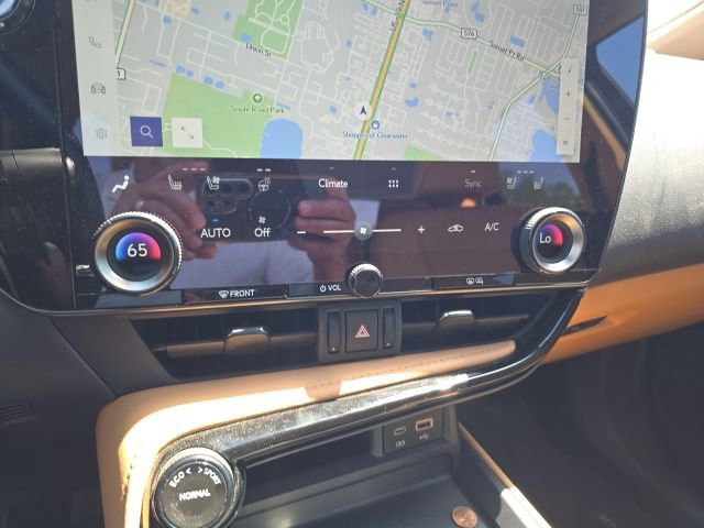 Used 2025 Lexus NX 250 FWD w/ Accessory Package (2T) image 13