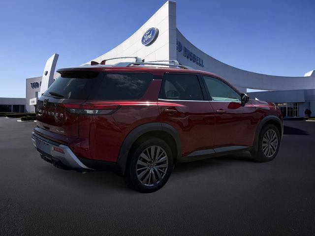 Used 2023 Nissan Pathfinder SL w/ SL Premium Package AWD/4WD image 6