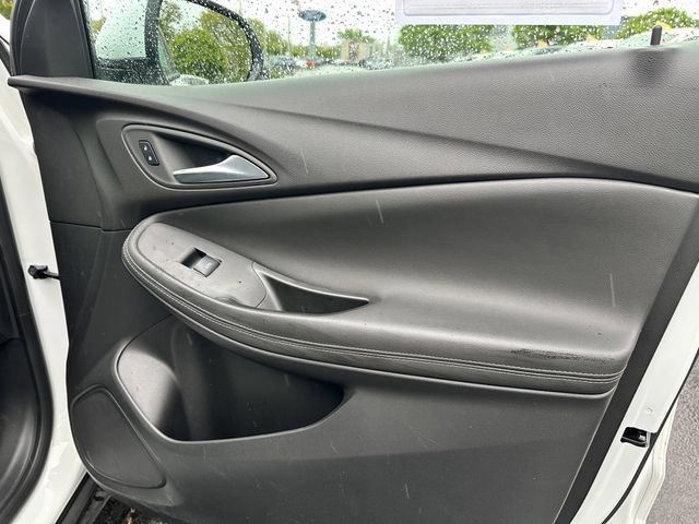 Used 2024 Buick Encore GX Preferred w/ Comfort Package FWD image 36