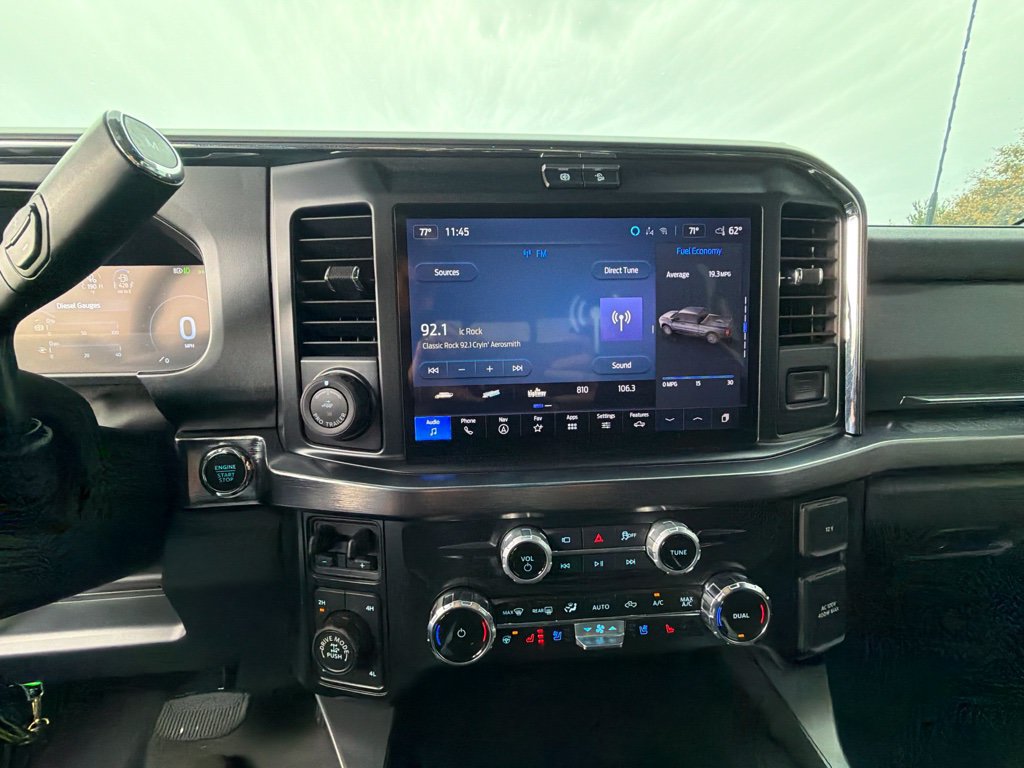 Certified 2025 Ford F250 Lariat w/ Lariat Ultimate Package AWD/4WD image 9