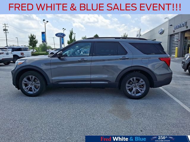 Certified 2023 Ford Explorer XLT w/ Equipment Group 202A AWD/4WD image 7