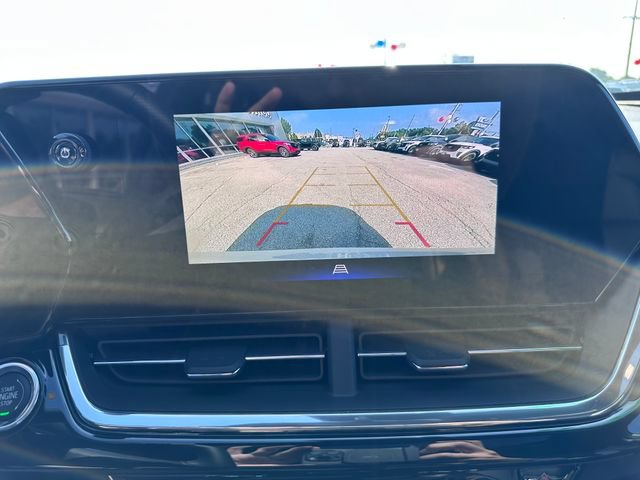 Used 2026 Chevrolet Trax RS w/ Sunroof Package FWD image 18