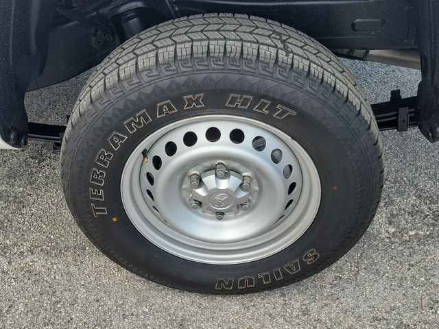 Used 2024 Toyota Tacoma SR RWD image 8