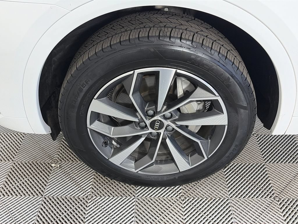 Used 2024 Audi Q5 2.0T Premium Plus AWD/4WD image 8