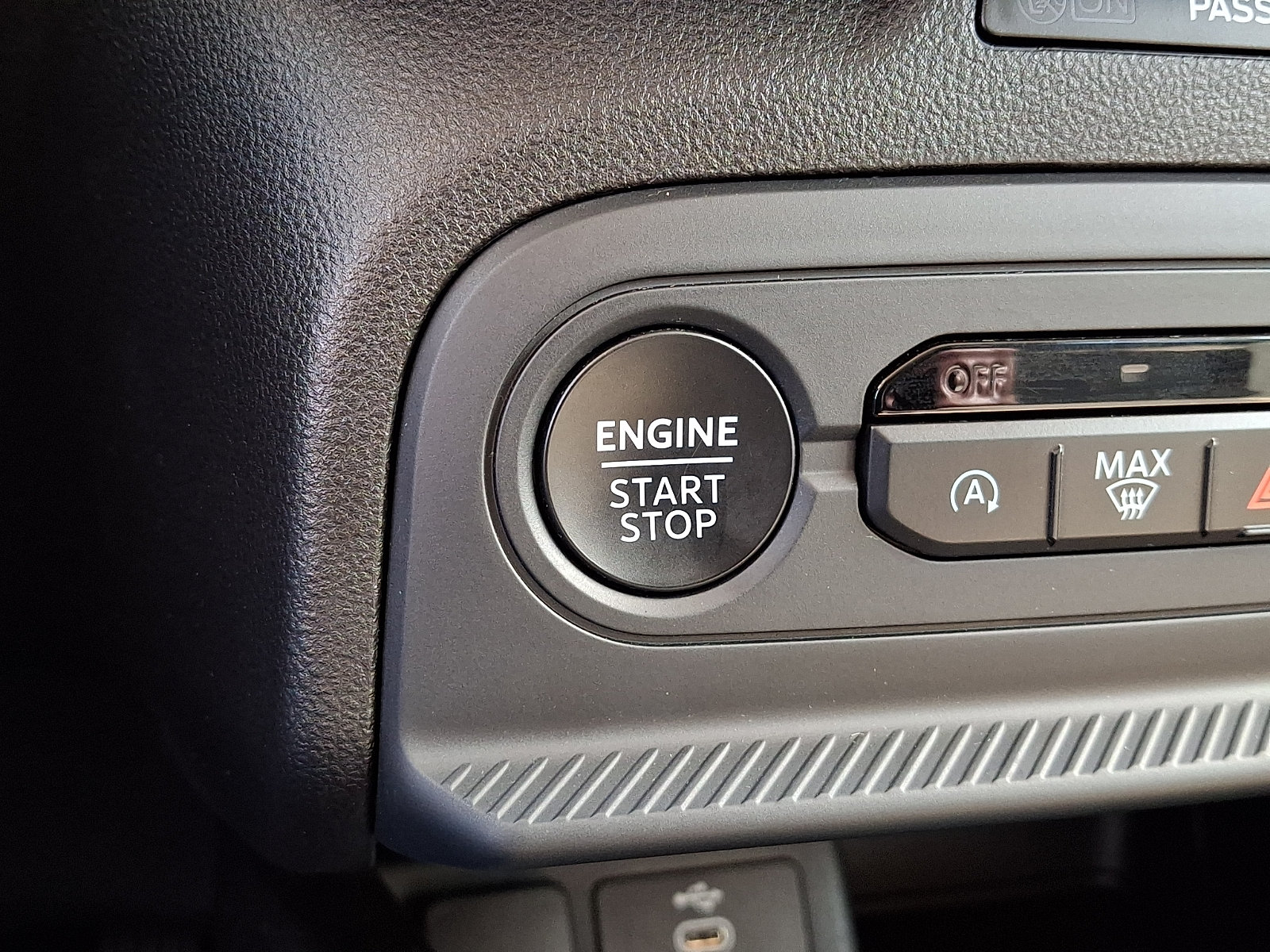 Certified 2025 Ford Bronco Sport Big Bend w/ Convenience Package AWD/4WD image 24