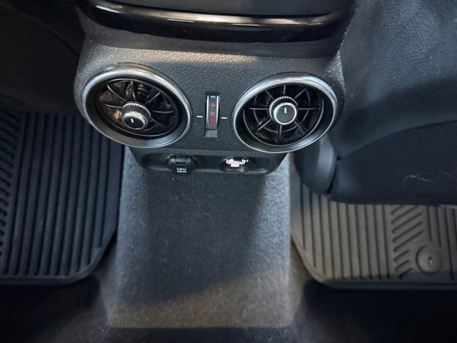 Used 2022 Kia Stinger GT-Line image 33