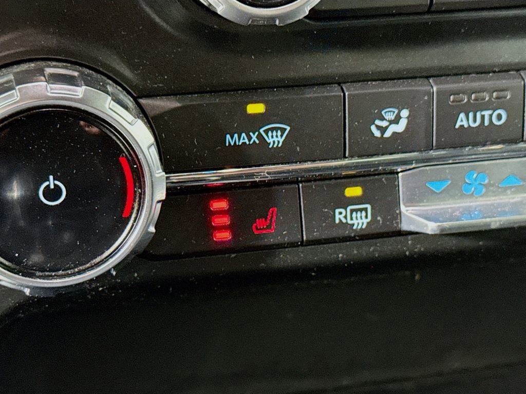 Certified 2022 Ford F150 XLT w/ Equipment Group 302A High image 22