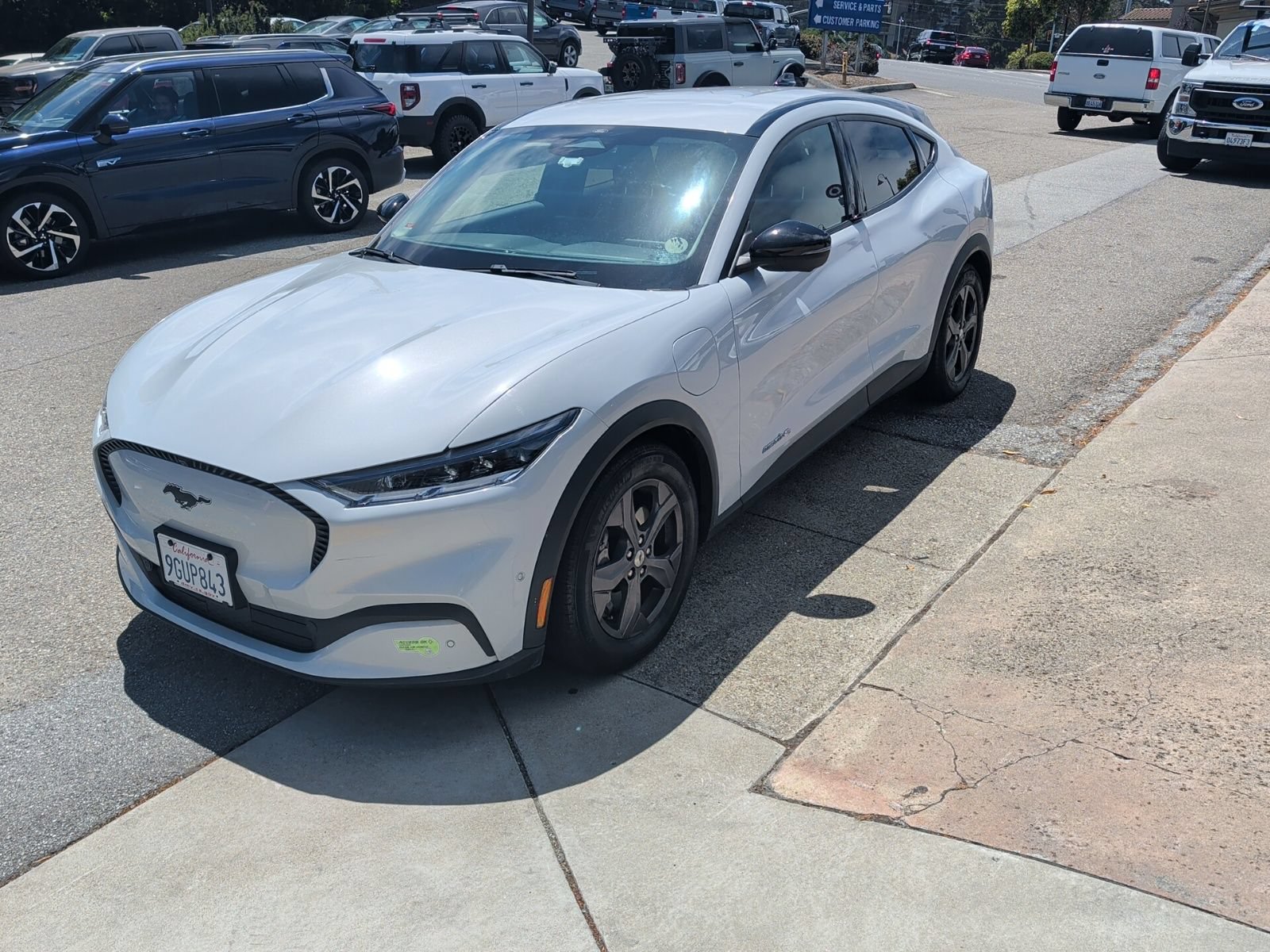 Certified 2023 Ford Mustang Mach-E Select AWD/4WD image 4