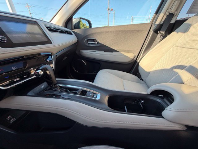 Used 2019 Honda HR-V EX image 18